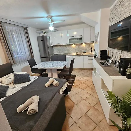 Diadora - Stone Apartman